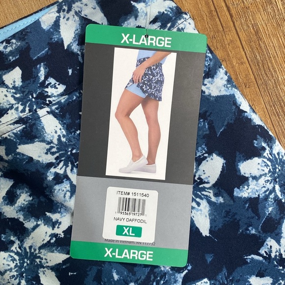 Tranquility by Colorado clothing navy & white daffodil skort size XL NWT - Picture 1 of 5